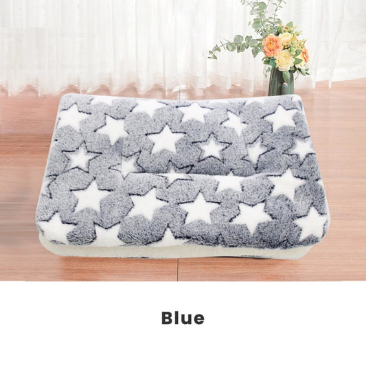 Cozy Soft Fleece Pet Blanket – Warm Thermal Cat & Dog Bed Mat, Pet Rug