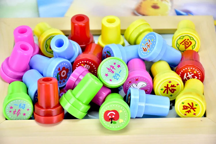 6pcs Assorted Stamps for Kids Self-ink Stamps Children Toy Stamps Smiley Face Seal Scrapbooking DIY Painting Photo Album Decor