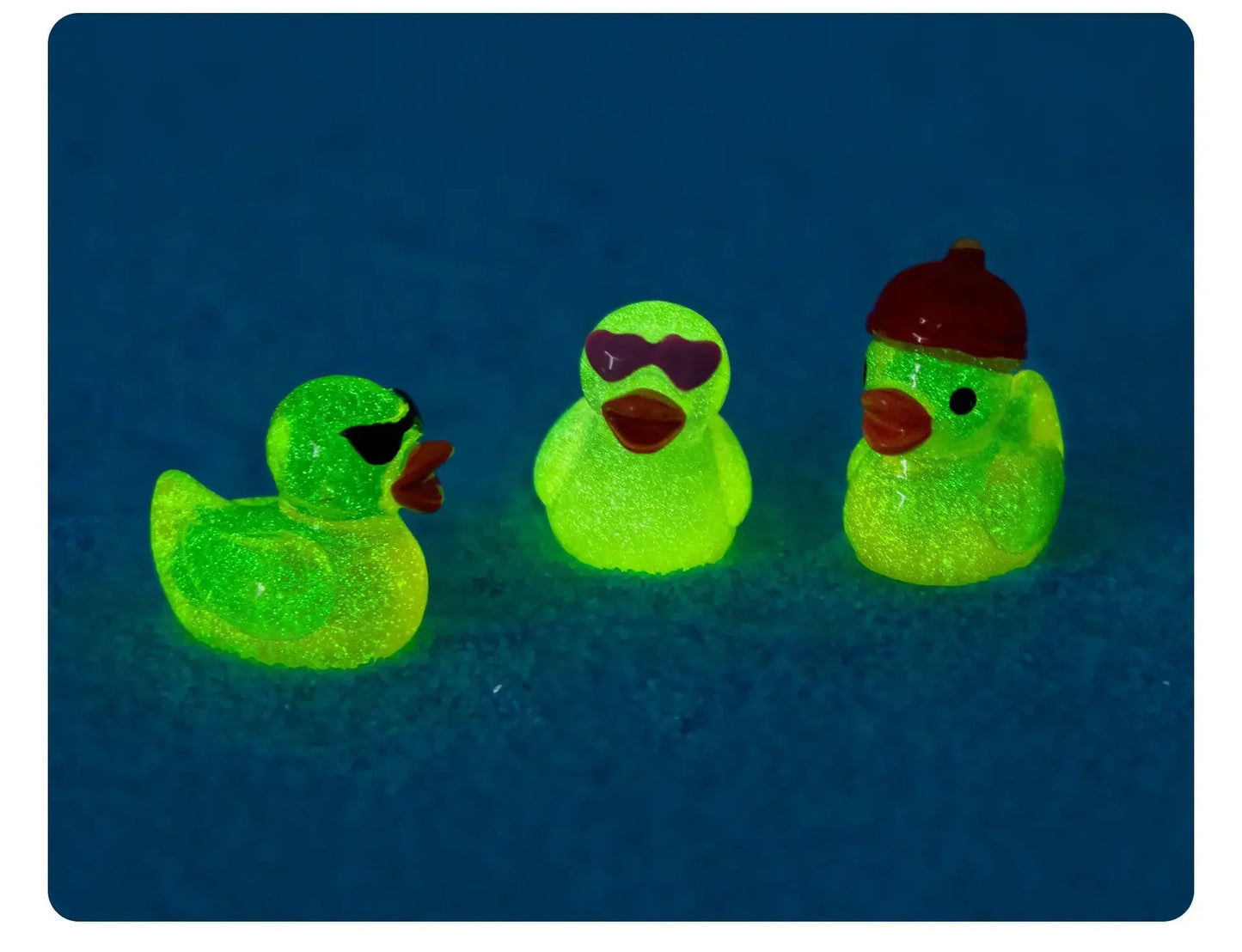 50 pcs Mini Multi-Color Luminous Duck Ornament Miniature Figures Tiny Duck Micro Fairy Garden Landscape Fairy Garden Home Decor