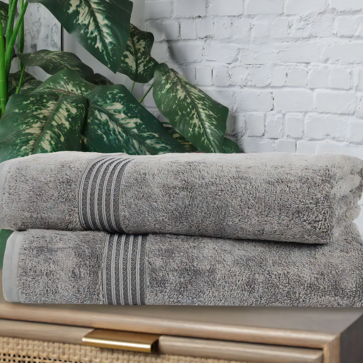 Premium Jumbo Bath Sheet – 100% Ring-Spun Cotton | Super Soft, Absorbent & Quick-Dry | Luxury Hotel Quality | 90 x 140 cm