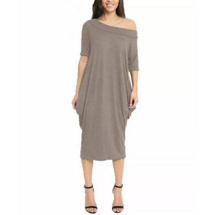 Women’s off-shoulder oversized parachute dress in breathable viscose. Flowy, comfy midi fit—perfect for casual days or chic boho-inspired parties.