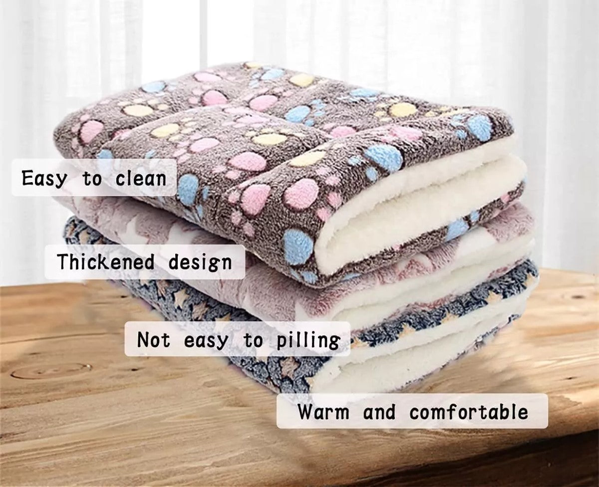 Cozy Soft Fleece Pet Blanket – Warm Thermal Cat & Dog Bed Mat, Pet Rug